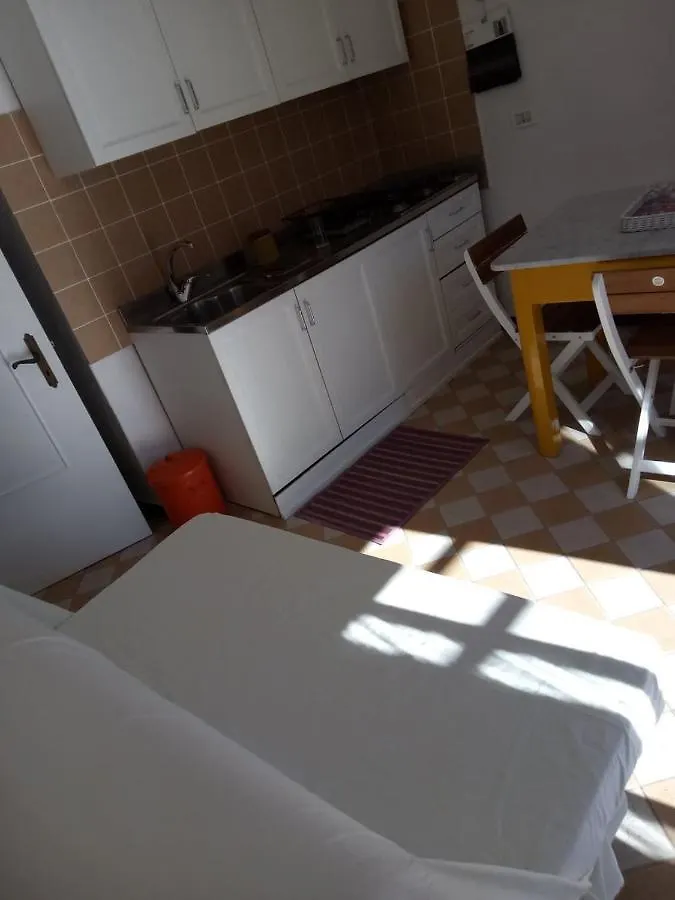 Apartment Appartamento In Dimora Tipica Montale  Italien